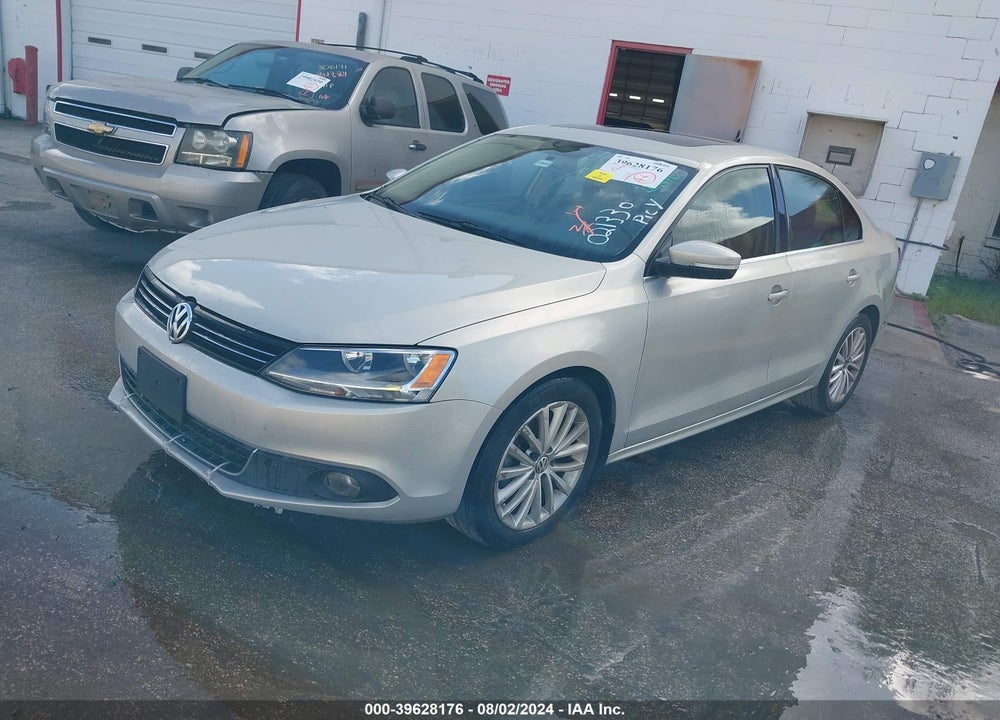 2011 VOLKSWAGEN JETTA 2.5L SEL VIN: 3VWLX7AJ6BM021330