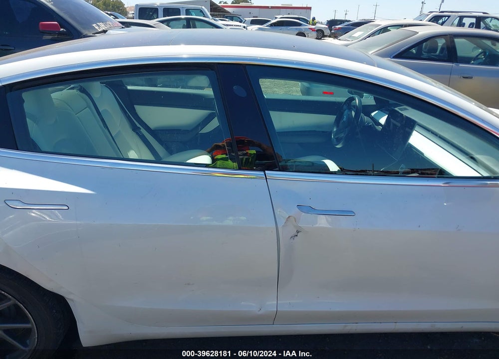 2018 TESLA MODEL 3 LONG RANGE/PERFORMANCE VIN: 5YJ3E1EB0JF135660