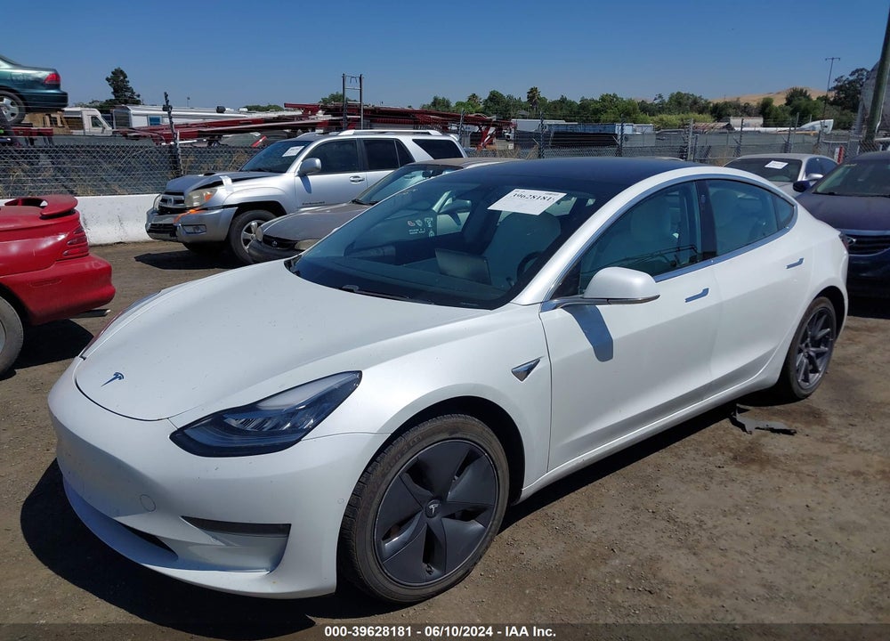 2018 TESLA MODEL 3 LONG RANGE/PERFORMANCE VIN: 5YJ3E1EB0JF135660