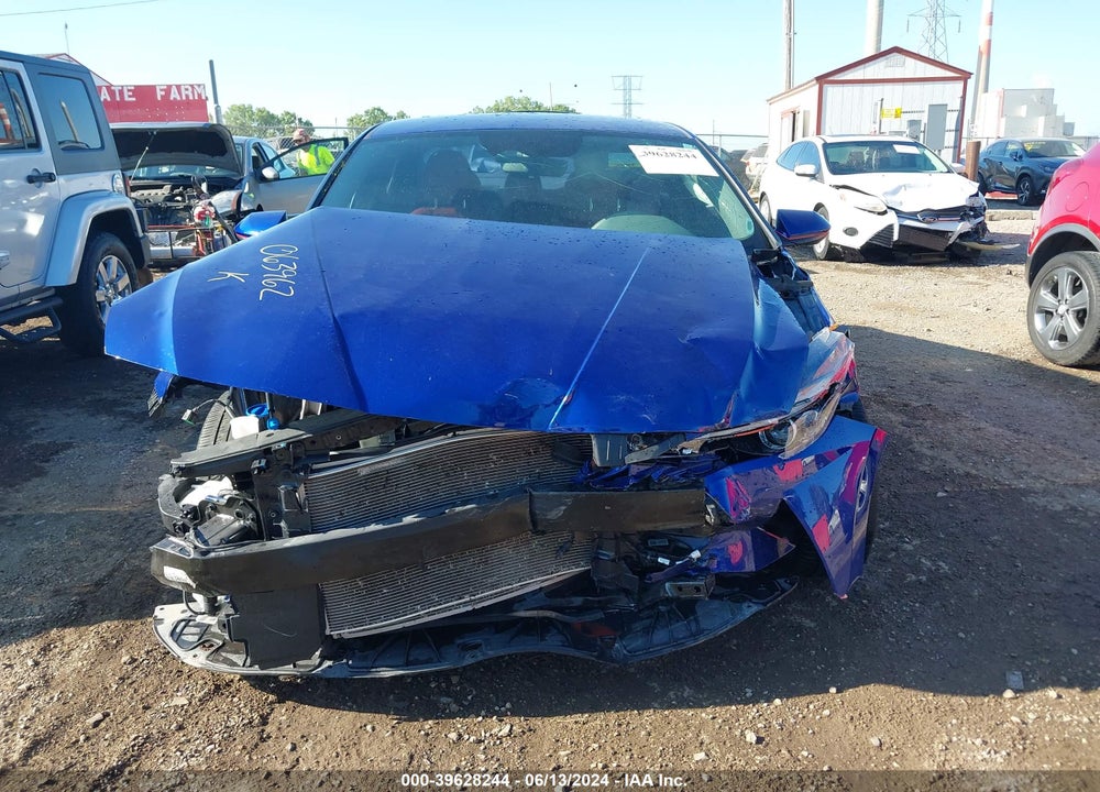 2022 HYUNDAI ELANTRA SEL VIN: 5NPLM4AGXNH063962