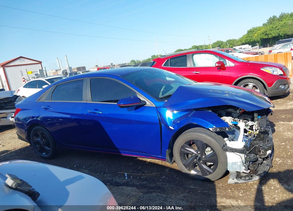 2022 HYUNDAI ELANTRA SEL VIN: 5NPLM4AGXNH063962
