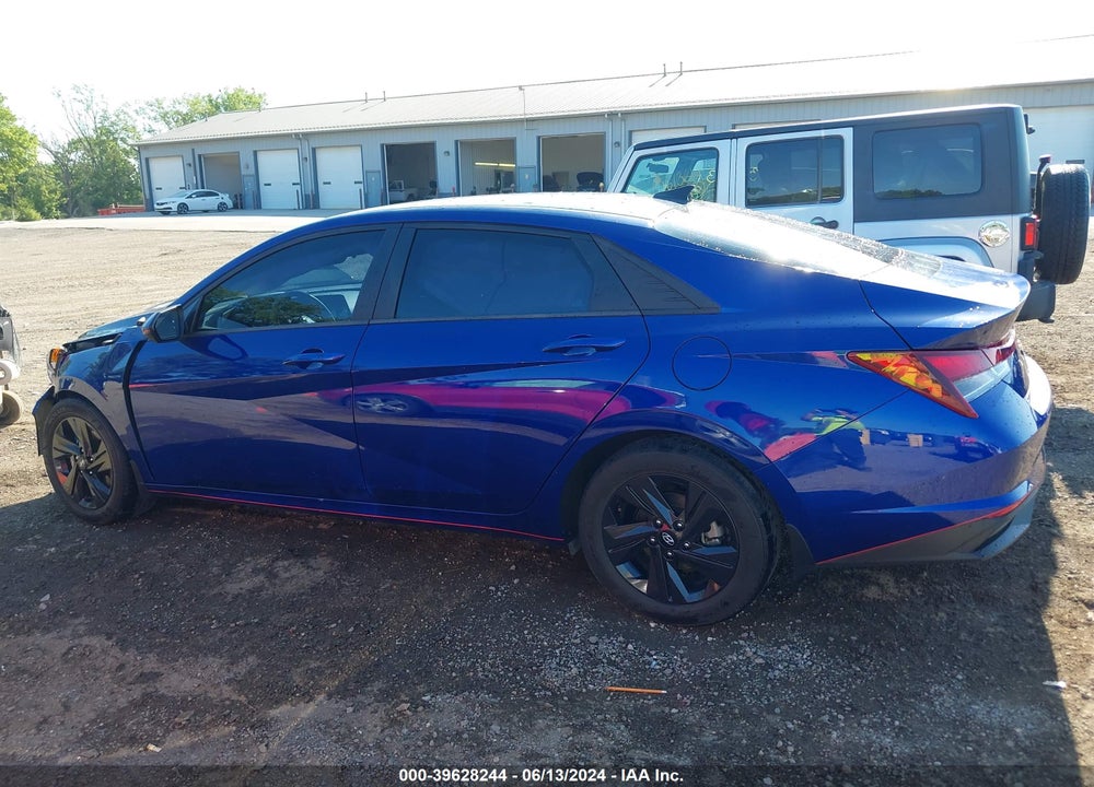 2022 HYUNDAI ELANTRA SEL VIN: 5NPLM4AGXNH063962