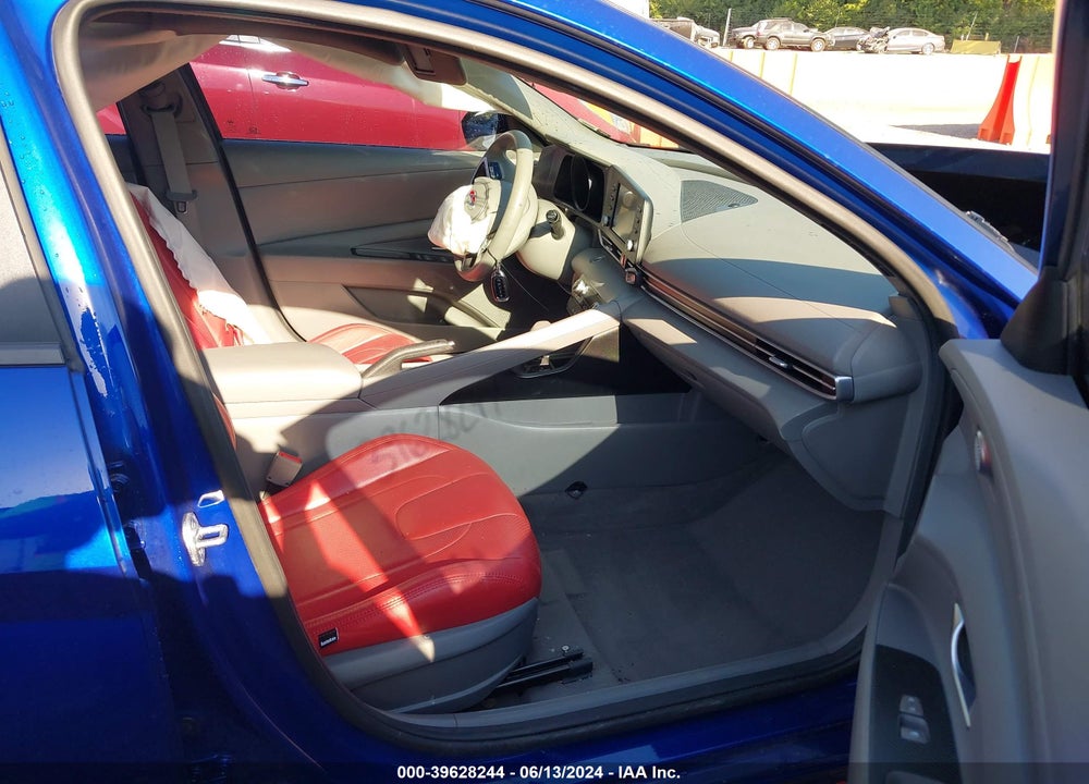 2022 HYUNDAI ELANTRA SEL VIN: 5NPLM4AGXNH063962