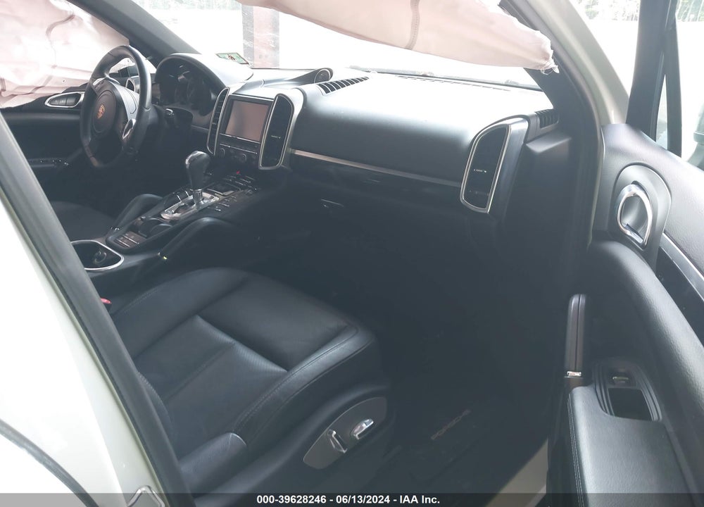 2012 PORSCHE CAYENNE VIN: WP1AA2A21CLA12480