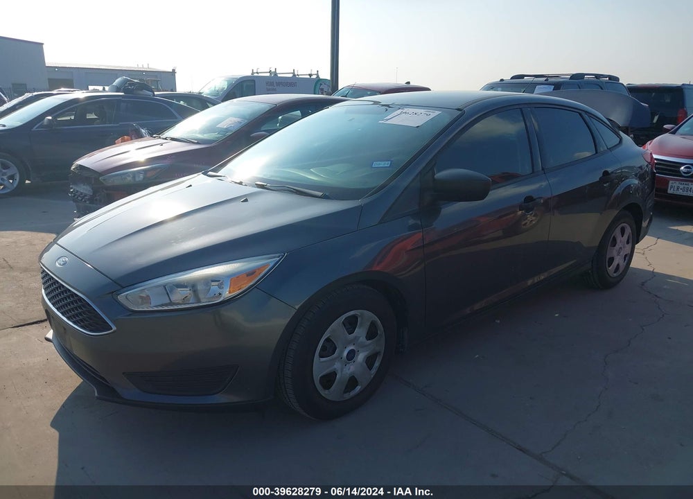 2018 FORD FOCUS S VIN: 1FADP3E21JL292837