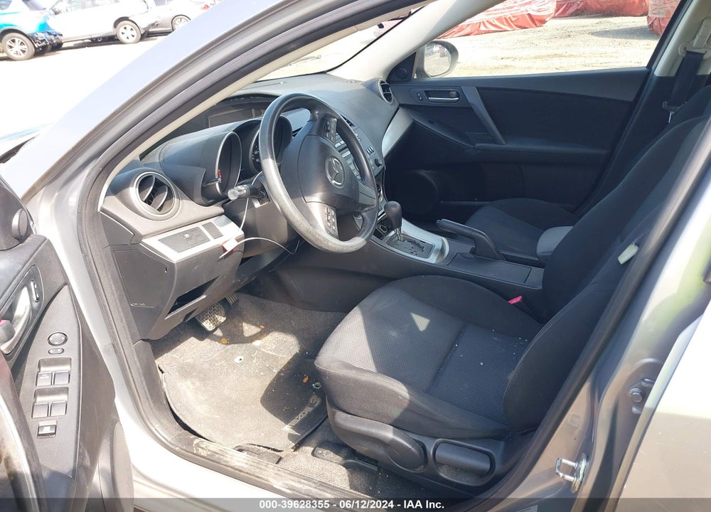 2011 MAZDA 3 I TOURING VIN: JM1BL1VG4B1400989