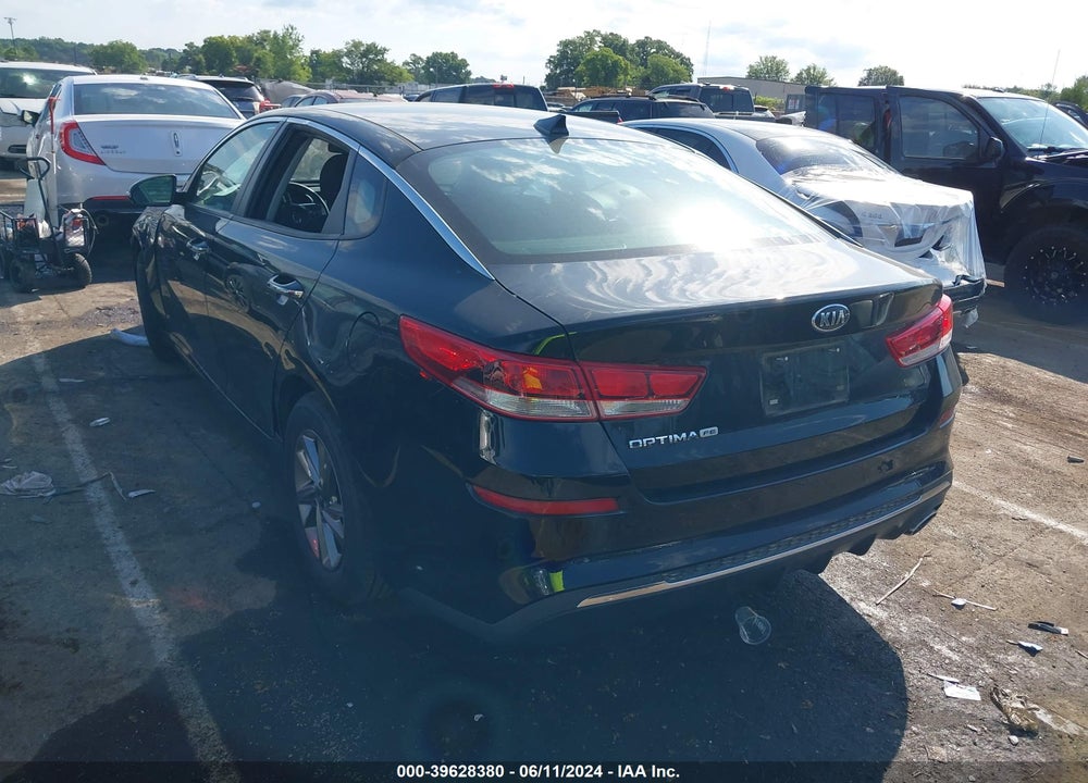 2019 KIA OPTIMA LX VIN: 5XXGT4L33KG330784