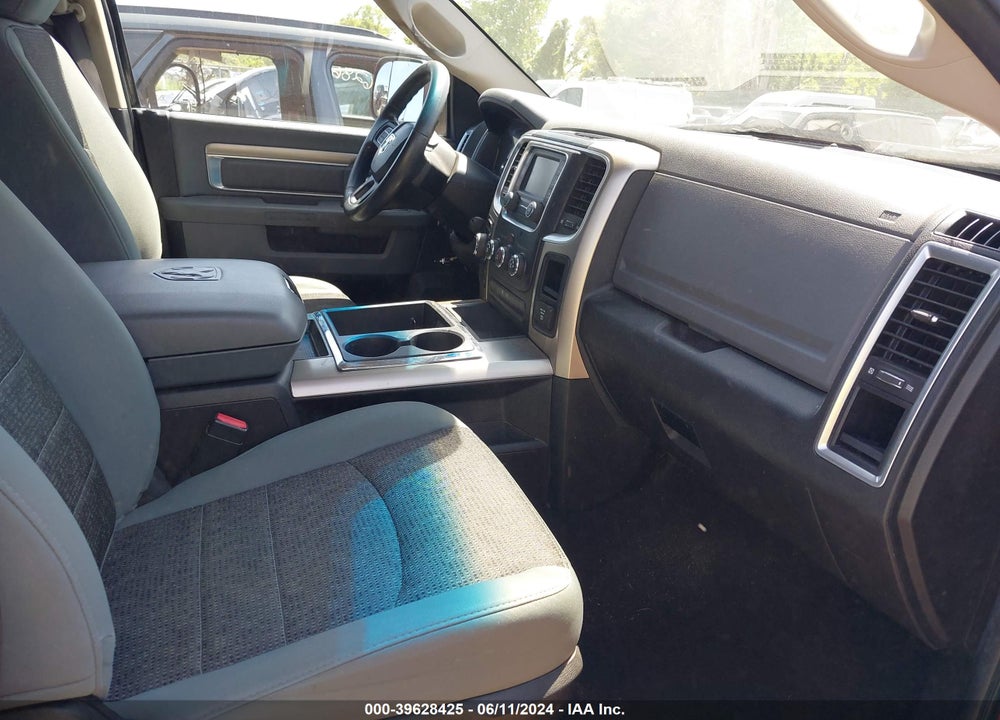 2013 RAM 1500 SLT VIN: 1C6RR7GTXDS622399