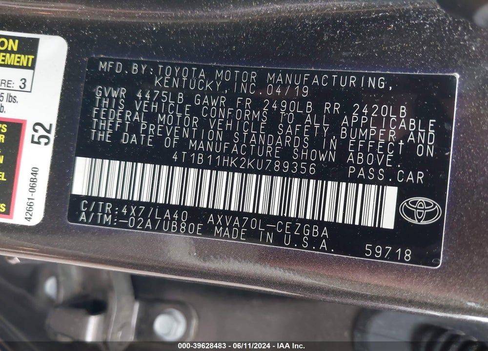 2019 TOYOTA CAMRY XLE VIN: 4T1B11HK2KU789356