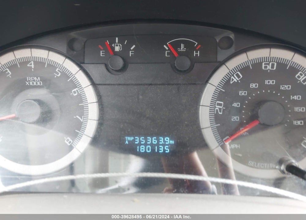 2008 FORD ESCAPE XLT VIN: 1FMCU93148KA83874