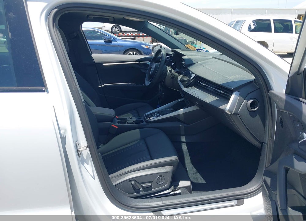 2024 AUDI A3 PREMIUM 40 TFSI QUATTRO S TRONIC VIN: WAUGUDGY4RA074287