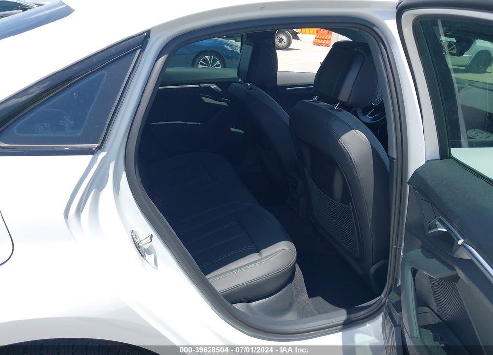 2024 AUDI A3 PREMIUM 40 TFSI QUATTRO S TRONIC VIN: WAUGUDGY4RA074287