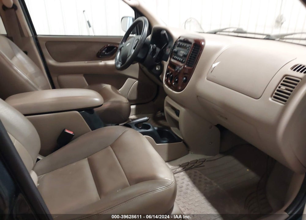 2003 FORD ESCAPE XLT VIN: 1FMYU03113KD39396