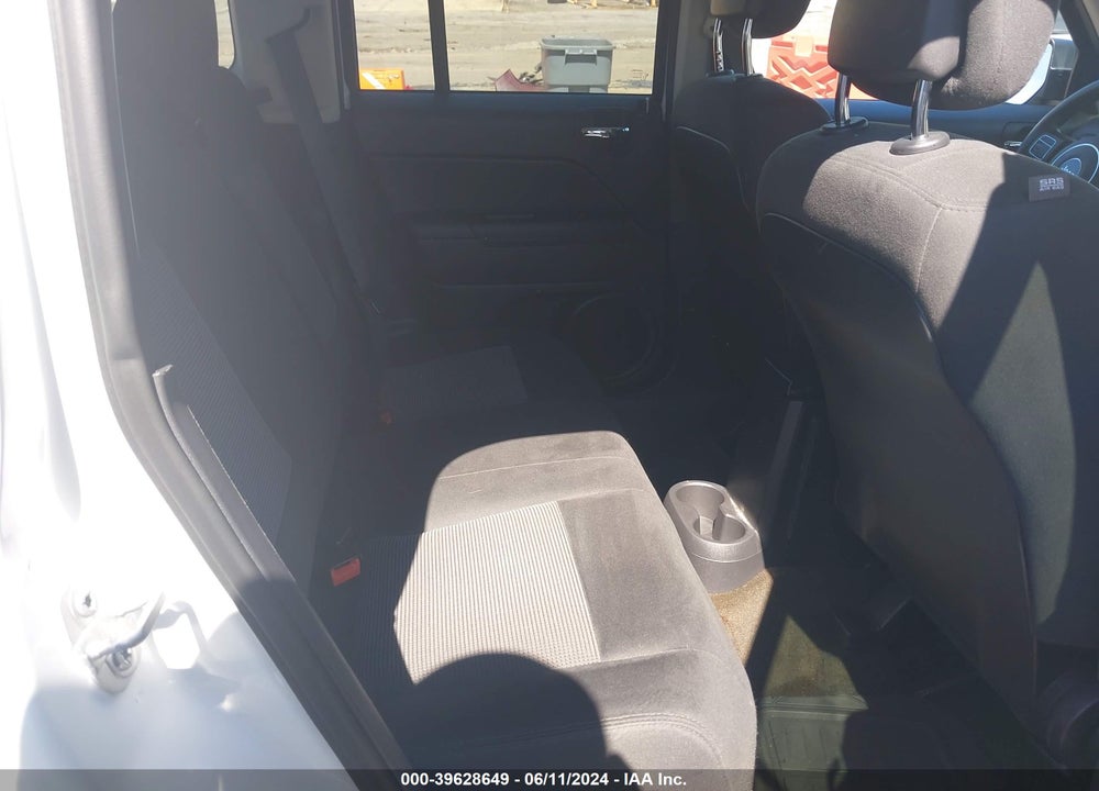 2016 JEEP PATRIOT SPORT VIN: 1C4NJPBA1GD678132