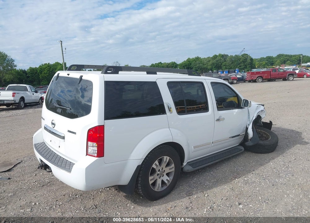 2011 NISSAN PATHFINDER SILVER VIN: 5N1AR1NB4BC604920