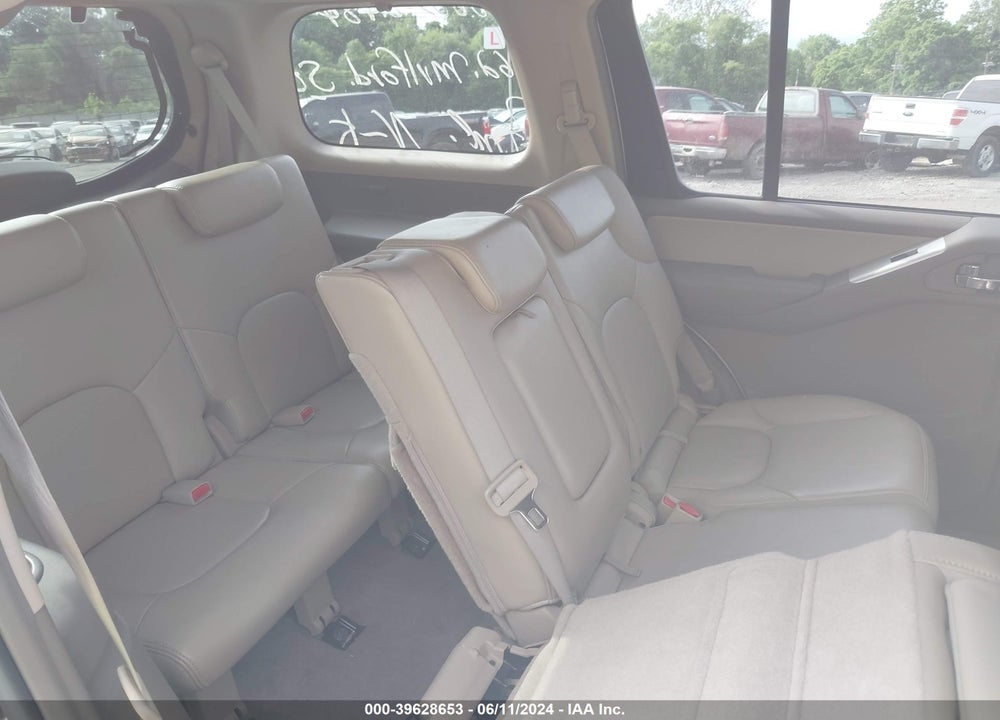 2011 NISSAN PATHFINDER SILVER VIN: 5N1AR1NB4BC604920