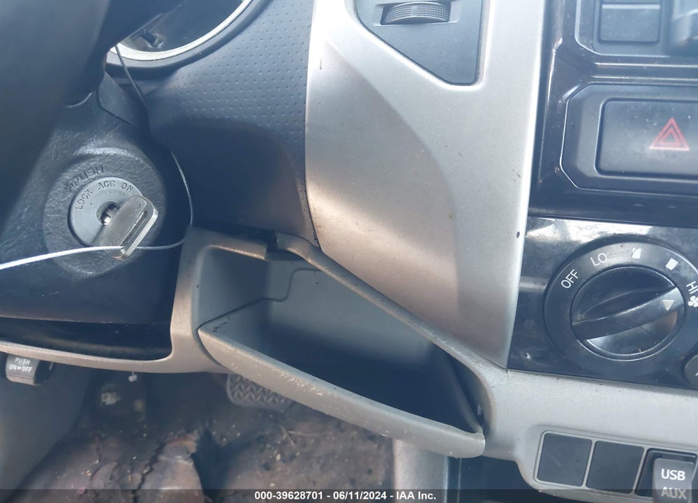 2014 TOYOTA TACOMA VIN: 5TFTX4CN7EX045877