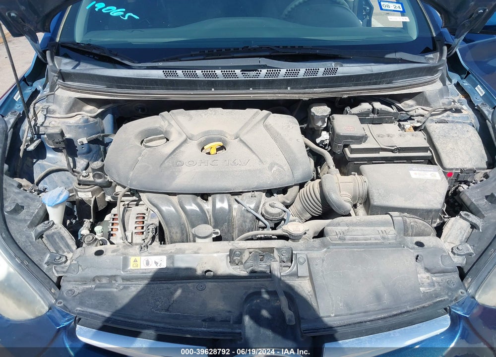 2014 HYUNDAI ELANTRA SE VIN: KMHDH4AE4EU081611