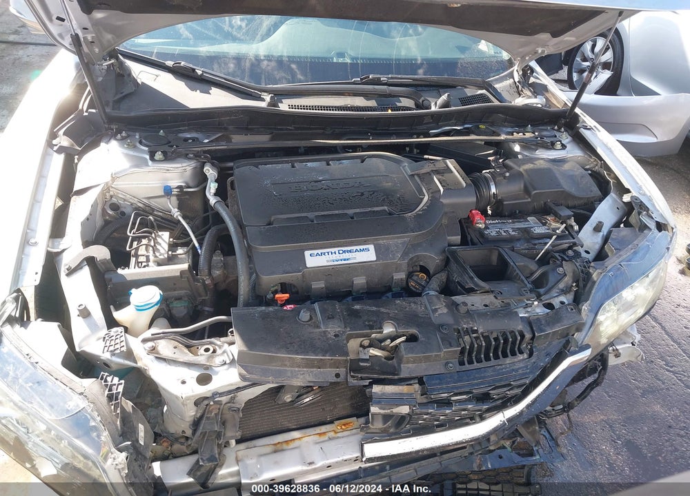 2013 HONDA ACCORD EX-L V-6 VIN: 1HGCT2B83DA008629