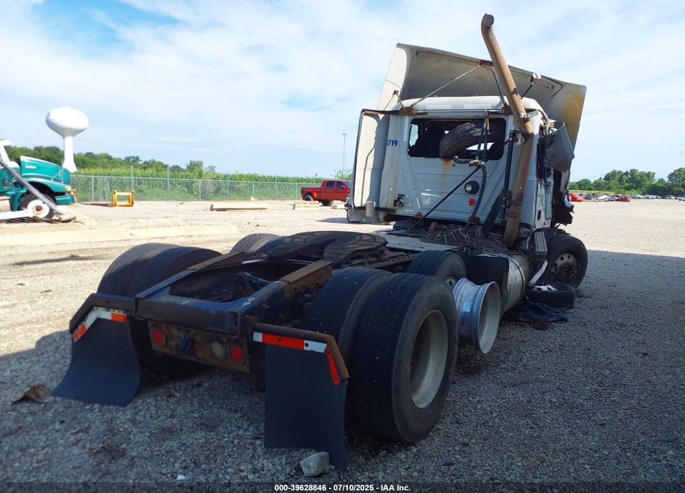 2011 MACK 600 CXU600 VIN: 1M1AW02Y7BM014091