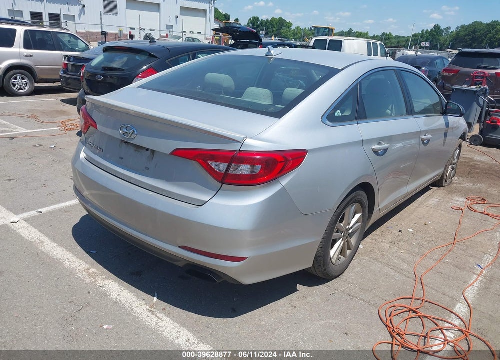 2016 HYUNDAI SONATA SE VIN: 5NPE24AF6GH361269