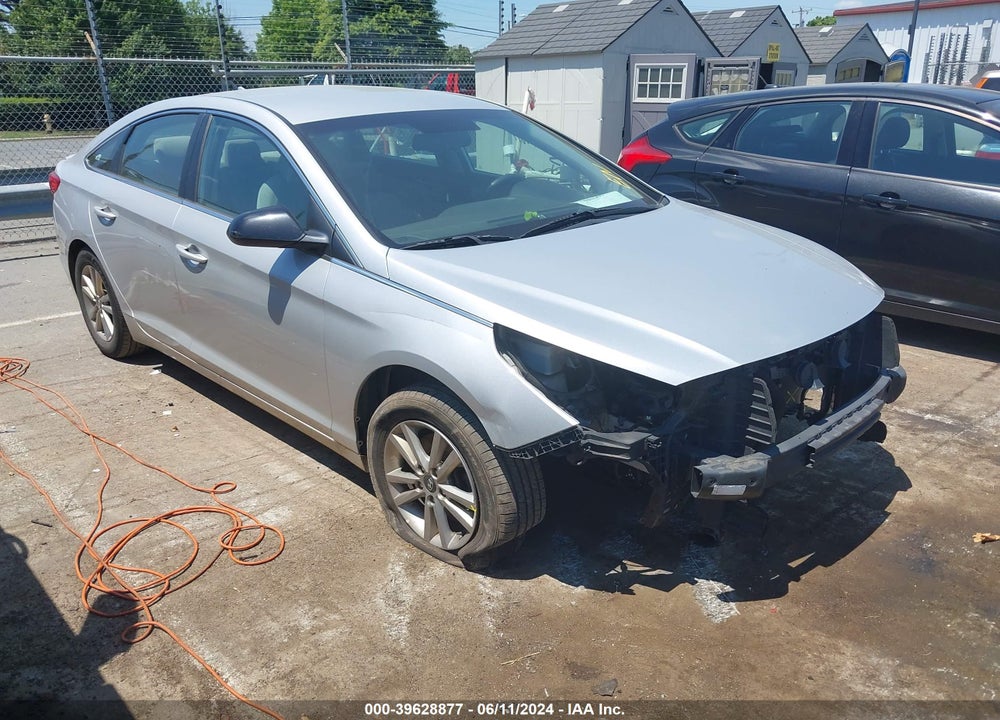 2016 HYUNDAI SONATA SE VIN: 5NPE24AF6GH361269