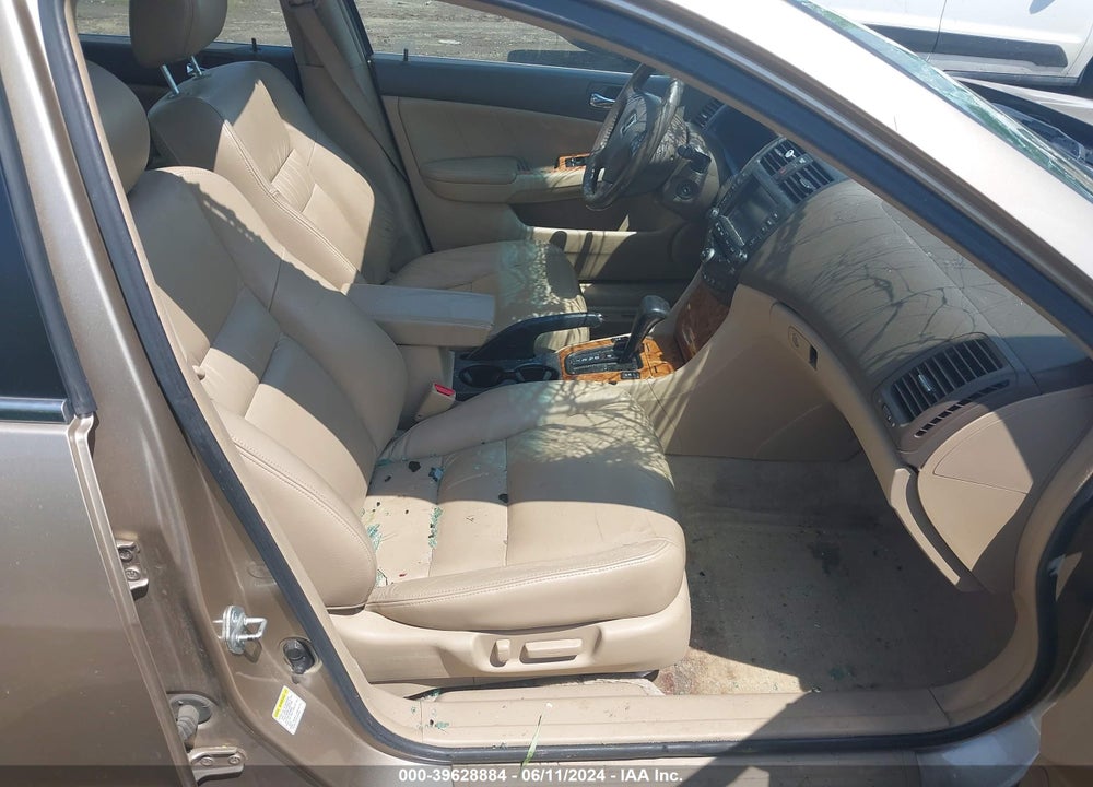 2005 HONDA ACCORD 3.0 EX VIN: 1HGCM66805A076273