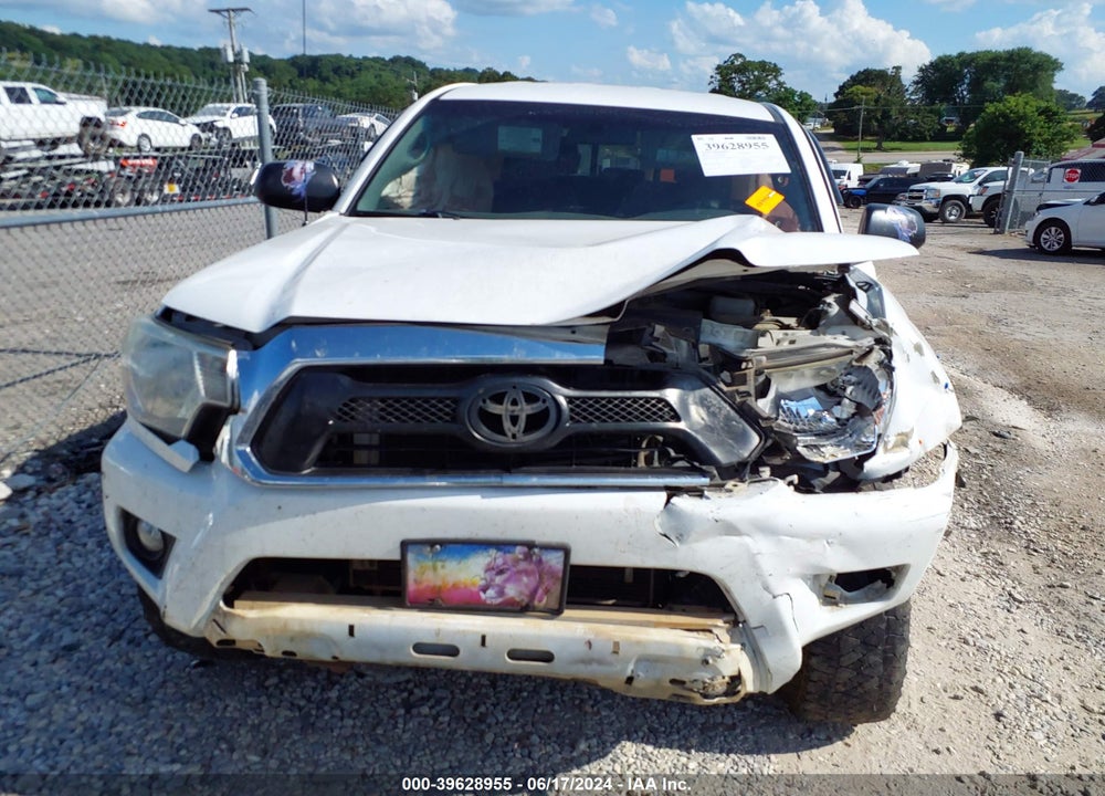 2015 TOYOTA TACOMA BASE V6 VIN: 5TFLU4EN1FX148039