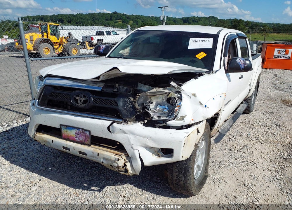 2015 TOYOTA TACOMA BASE V6 VIN: 5TFLU4EN1FX148039