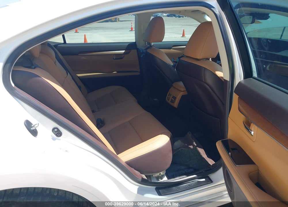 2016 LEXUS ES 350 VIN: 58ABK1GGXGU035521