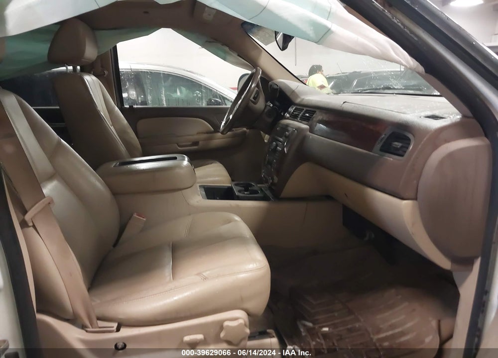 2009 CHEVROLET SUBURBAN 1500 LT2 VIN: 1GNFK26379R248165