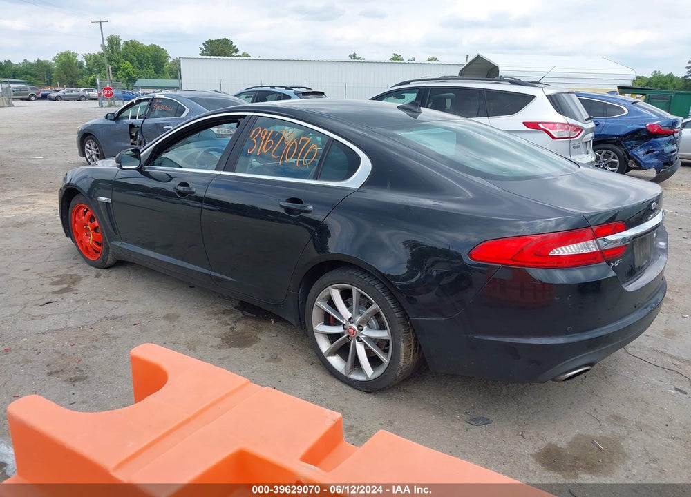 2015 JAGUAR XF 3.0 PORTFOLIO/3.0 SPORT VIN: SAJWA0F72F8U67234