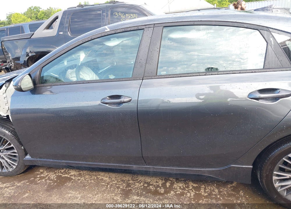 2024 KIA FORTE GT LINE VIN: 3KPF54AD9RE777639