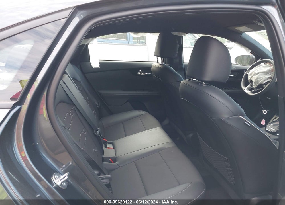 2024 KIA FORTE GT LINE VIN: 3KPF54AD9RE777639