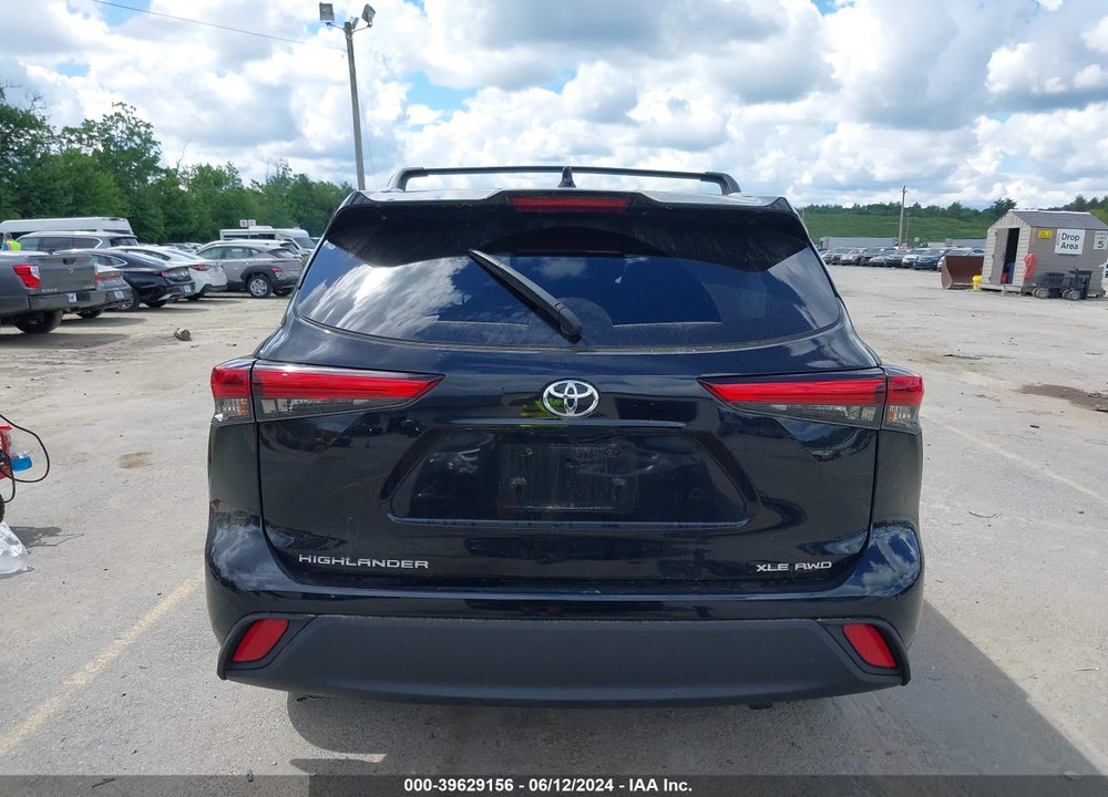 2021 TOYOTA HIGHLANDER XLE VIN: 5TDHZRBH1MS157233