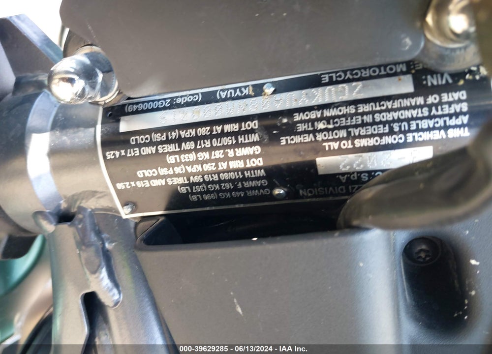 2022 MOTO GUZZI V85 TT VIN: ZGUKYUA08NM000719