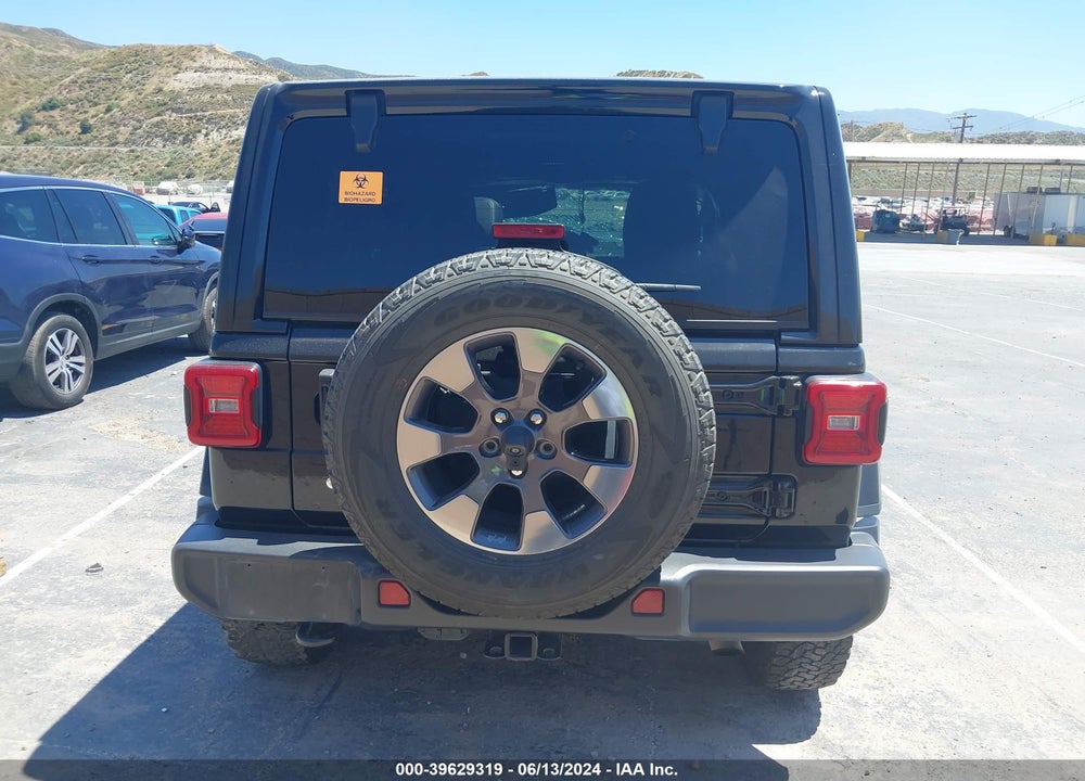 2018 JEEP WRANGLER UNLIMITED SAHARA 4X4 VIN: 1C4HJXEN1JW190029
