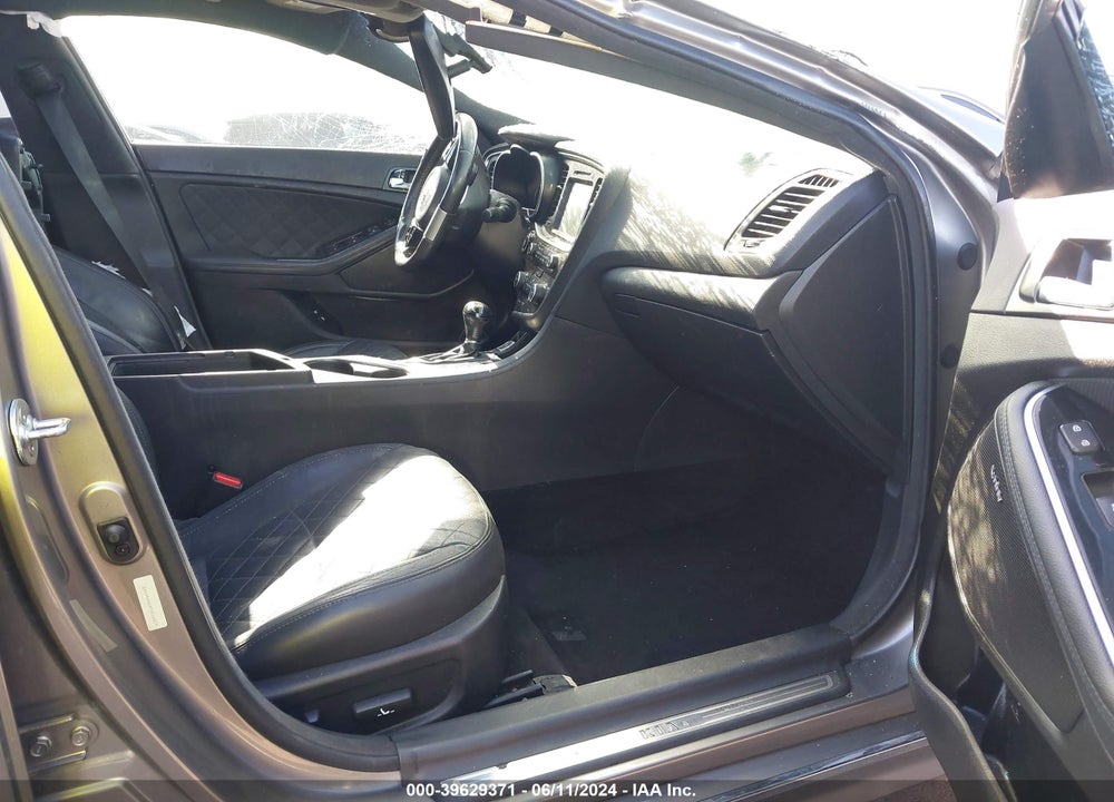 2015 KIA OPTIMA VIN: 5XXGR4A64FG516819