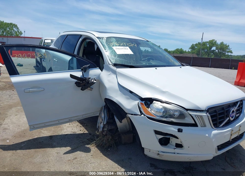 2011 VOLVO XC60 T6/T6 R-DESIGN VIN: YV4902DZXB2169488