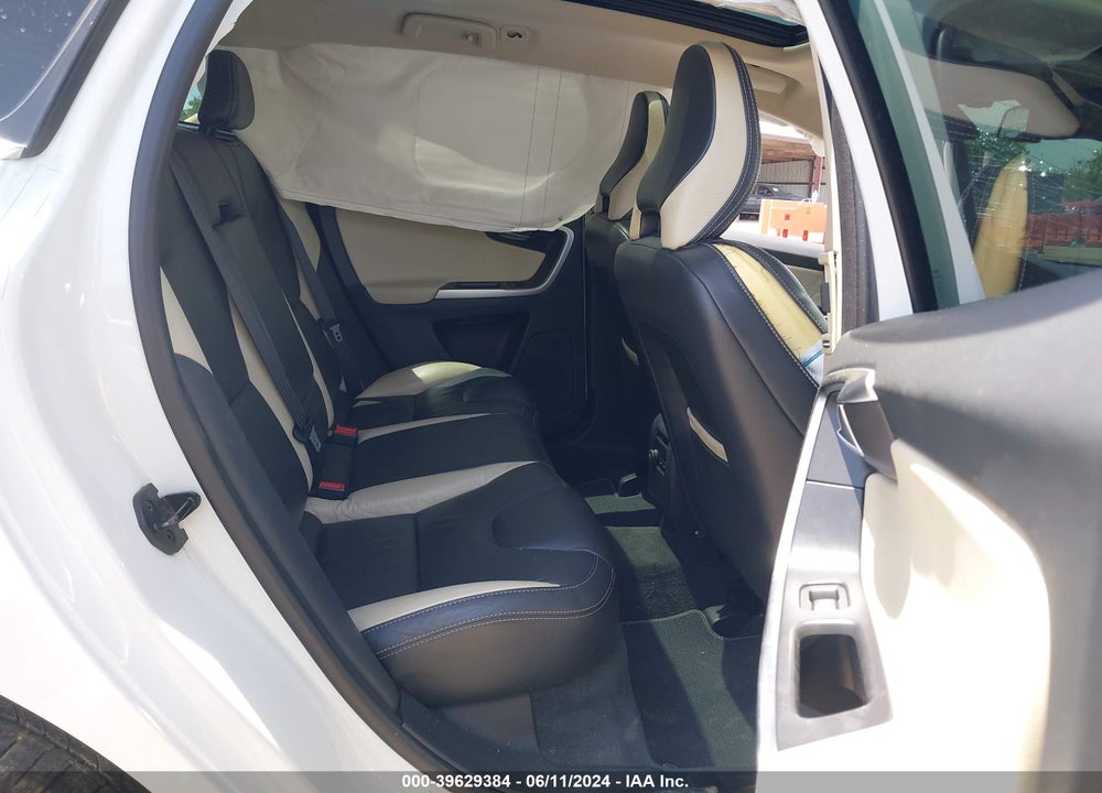 2011 VOLVO XC60 T6/T6 R-DESIGN VIN: YV4902DZXB2169488