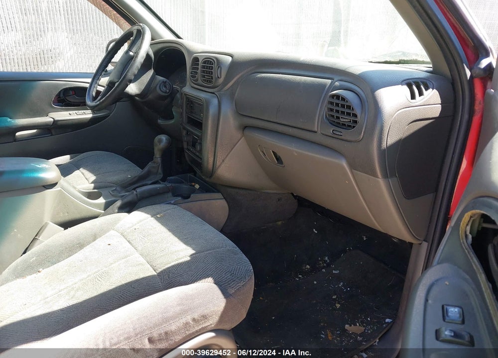 2002 CHEVROLET TRAILBLAZER LT VIN: 1GNDT13S322482781