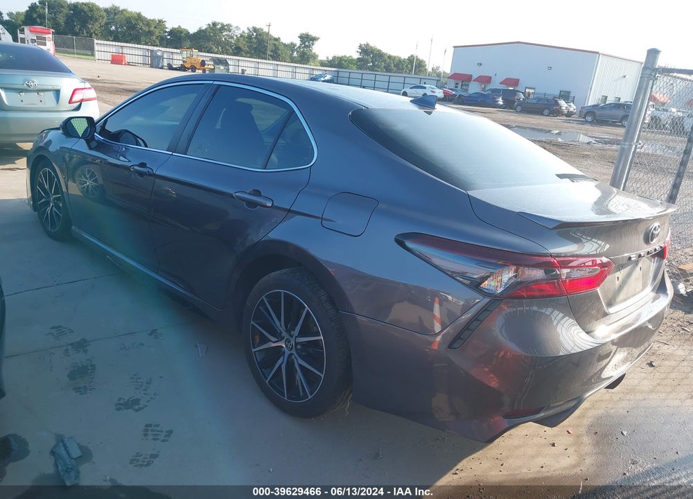 2021 TOYOTA CAMRY SE VIN: 4T1G11AK1MU561271