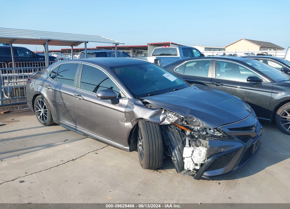 2021 TOYOTA CAMRY SE VIN: 4T1G11AK1MU561271