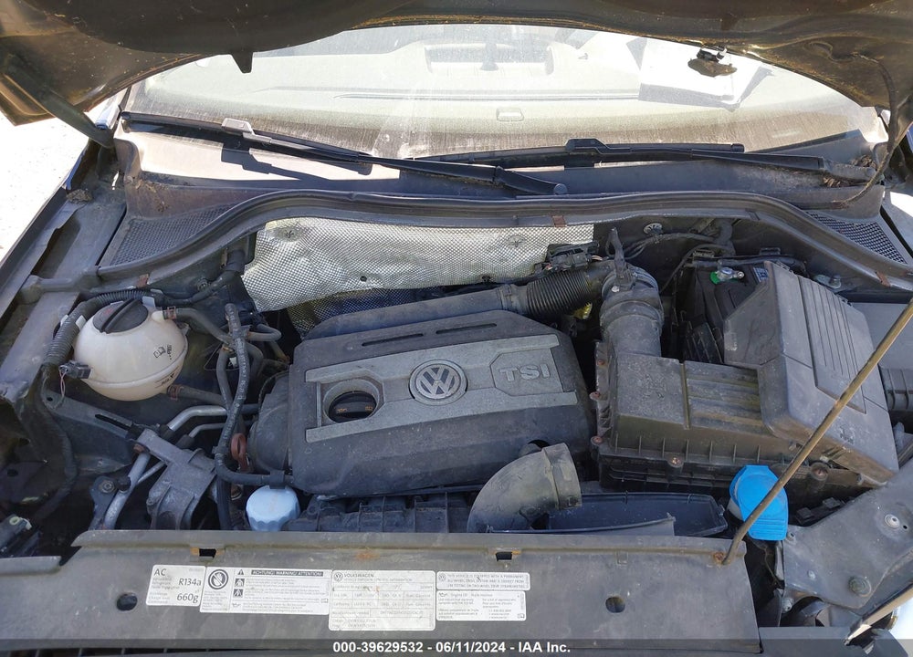 2013 VOLKSWAGEN TIGUAN SE VIN: WVGBV7AX2DW525221
