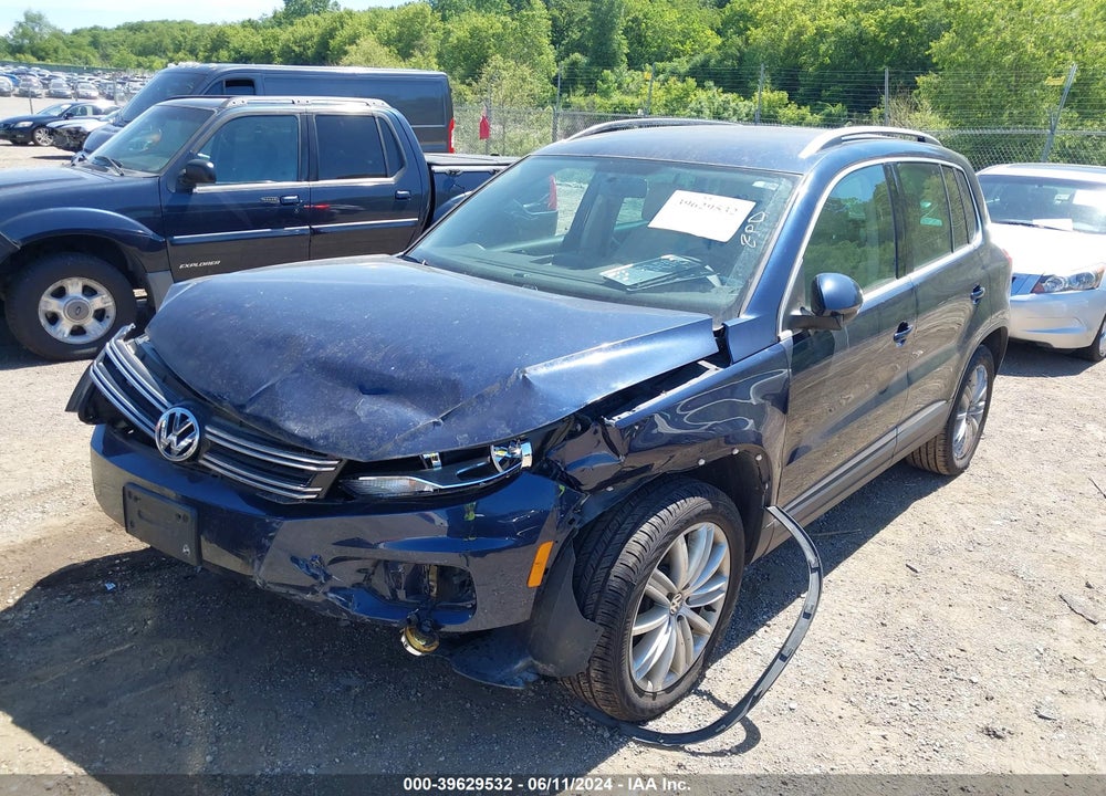 2013 VOLKSWAGEN TIGUAN SE VIN: WVGBV7AX2DW525221