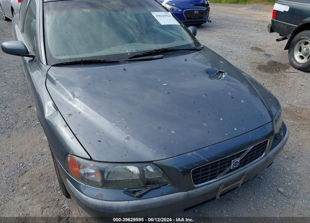 2004 VOLVO S60 VIN: YV1RS64A842380183