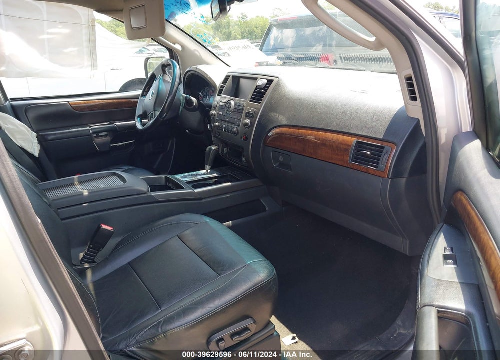 2011 NISSAN ARMADA SL VIN: 5N1BA0NC3BN615247