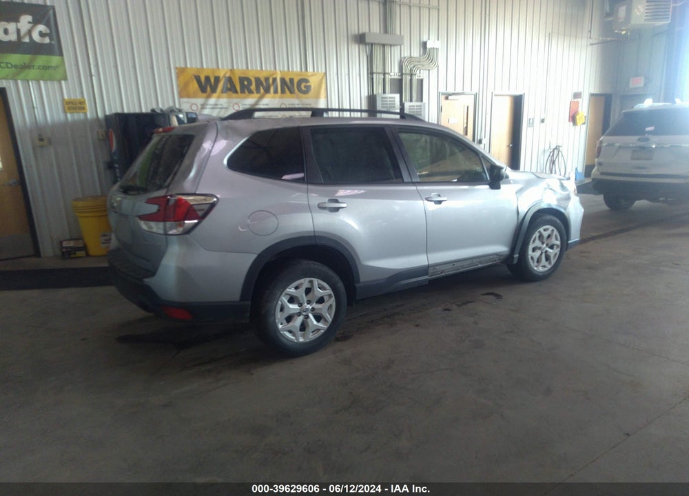 2019 SUBARU FORESTER VIN: JF2SKACC8KH405351