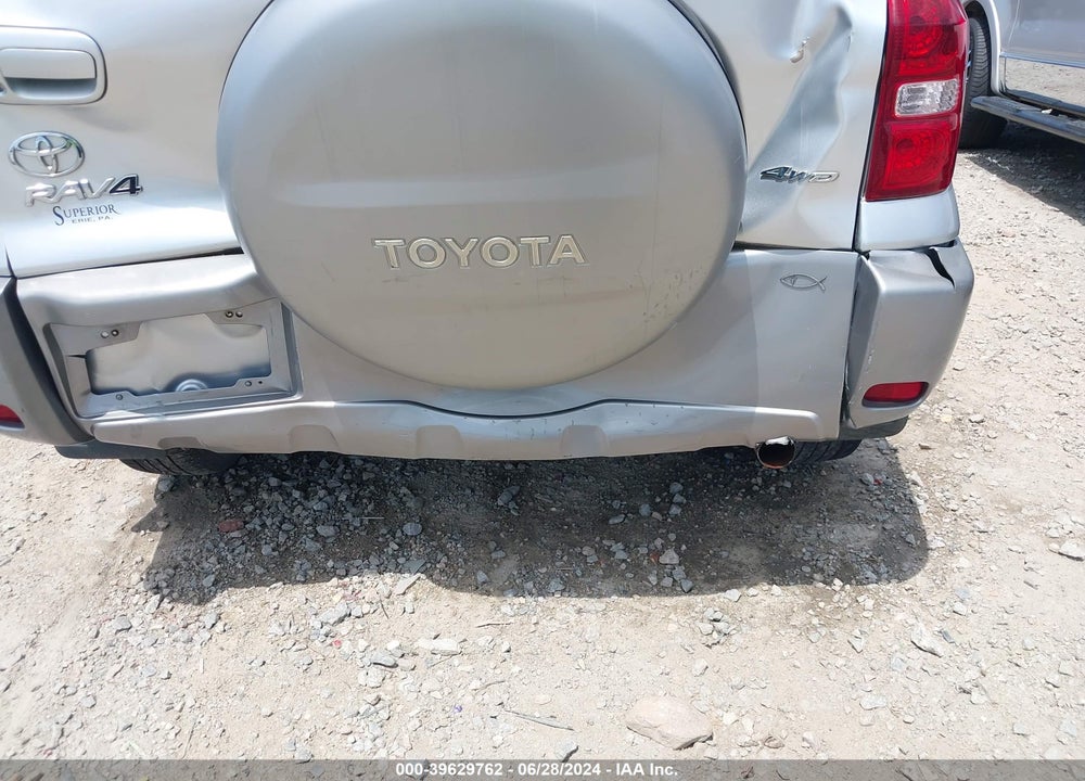 2004 TOYOTA RAV4 VIN: JTEHD20V646015602