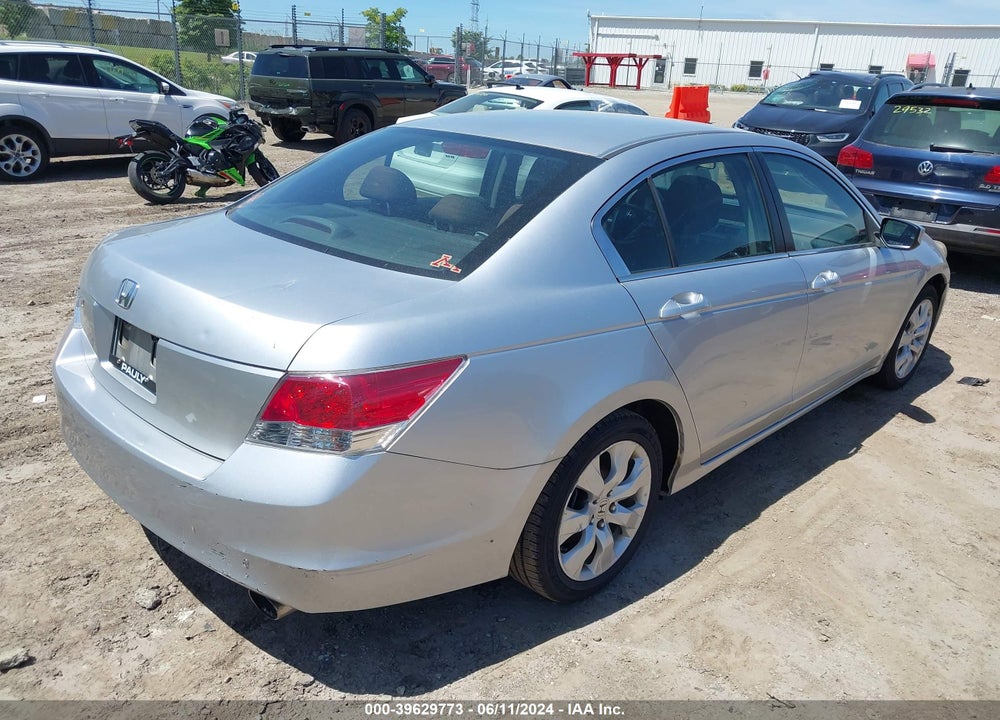 2010 HONDA ACCORD 2.4 EX VIN: 1HGCP2F73AA011726